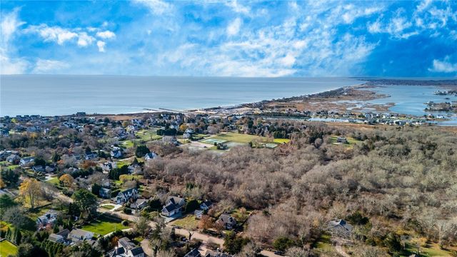 43 Noyes Neck Road, Westerly, RI 02891