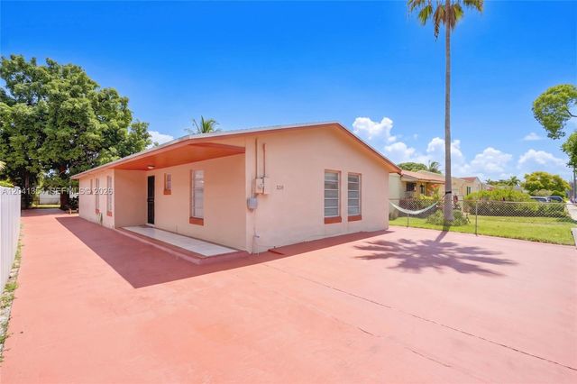 3210 NW 19th St, Miami, FL 33125