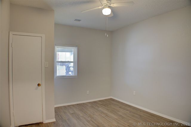 438 S 55th West Avenue, Tulsa, OK 74127