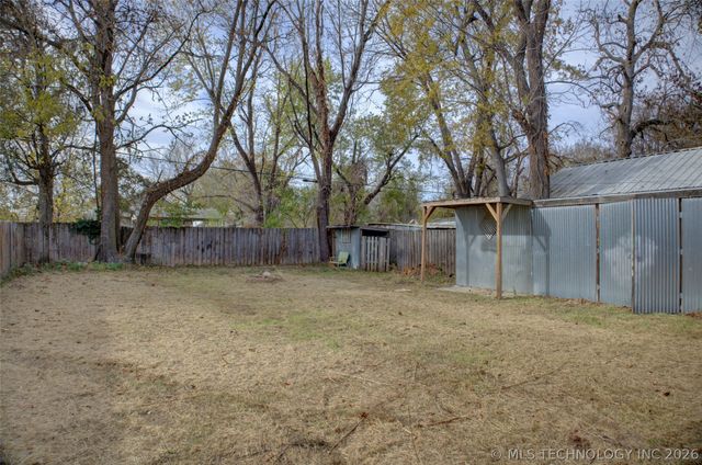 438 S 55th West Avenue, Tulsa, OK 74127
