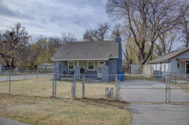 438 S 55th West Avenue, Tulsa, OK 74127