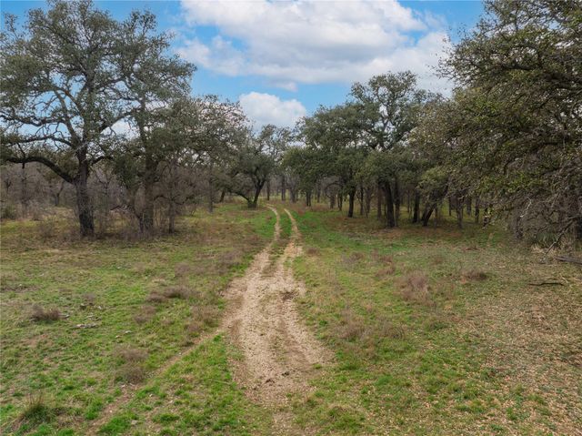 630 N Cr 531, Mullin, TX 76864