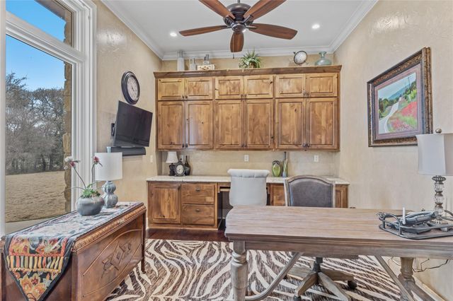 630 N Cr 531, Mullin, TX 76864