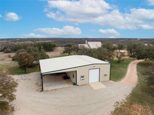 630 N Cr 531, Mullin, TX 76864