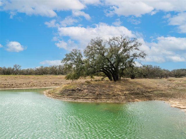 630 N Cr 531, Mullin, TX 76864
