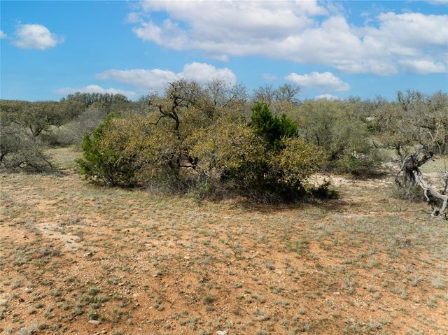 630 N Cr 531, Mullin, TX 76864