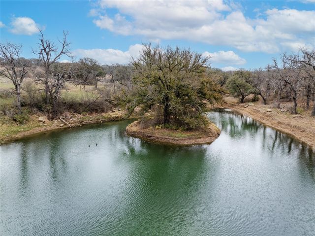 630 N Cr 531, Mullin, TX 76864