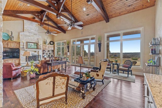 630 N Cr 531, Mullin, TX 76864