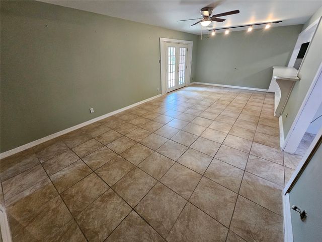 2126 Possum Creek Road, Houston, TX 77017