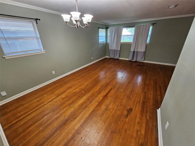 2126 Possum Creek Road, Houston, TX 77017