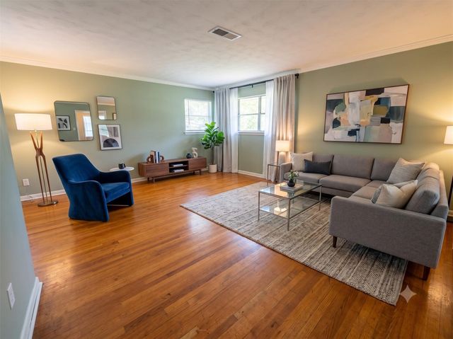 2126 Possum Creek Road, Houston, TX 77017