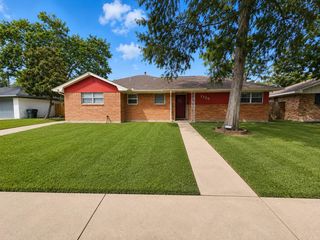2126 Possum Creek Road, Houston, TX 77017