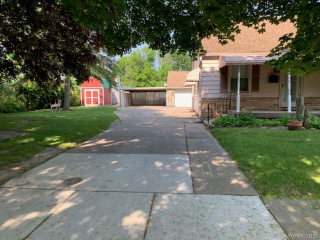 28511 Hillview Street, Roseville, MI 48066