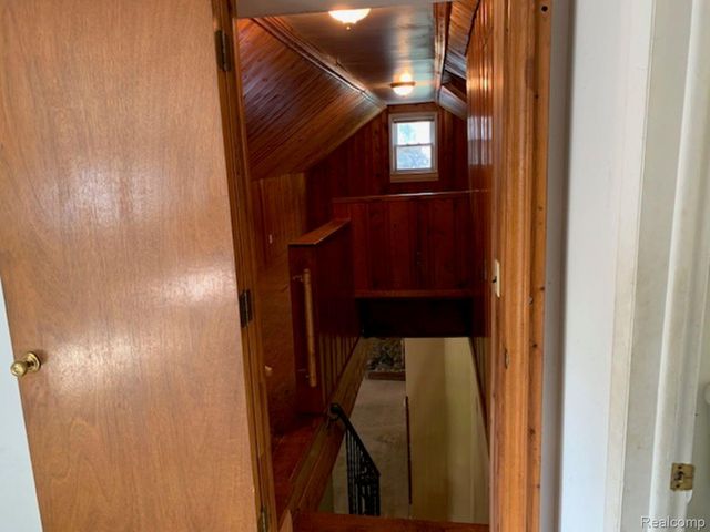 28511 Hillview Street, Roseville, MI 48066