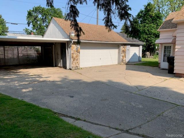 28511 Hillview Street, Roseville, MI 48066