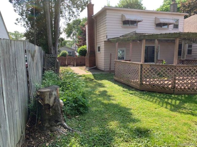 28511 Hillview Street, Roseville, MI 48066