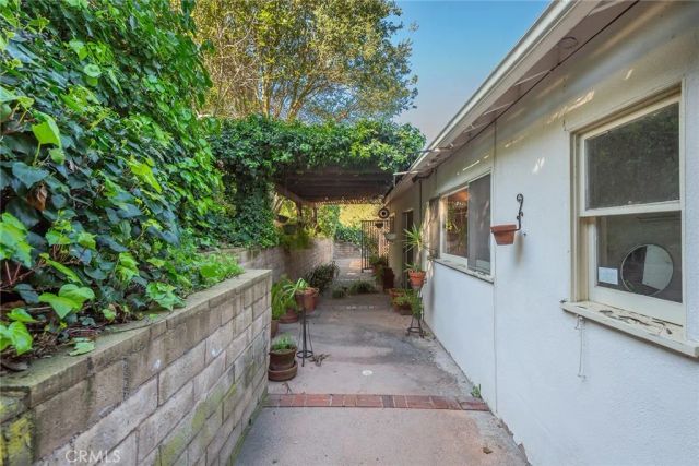 3370 Coy, Sherman Oaks, CA 91423