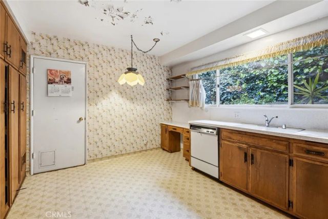 3370 Coy, Sherman Oaks, CA 91423