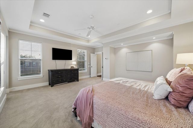 1525 Chippendale Road, Houston, TX 77018