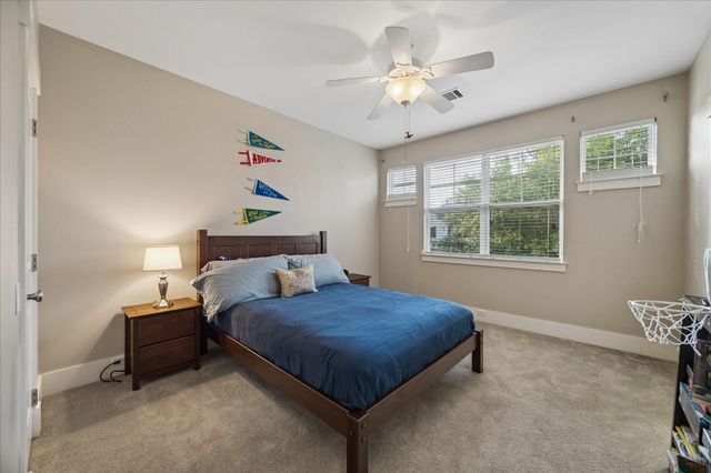 1525 Chippendale Road, Houston, TX 77018