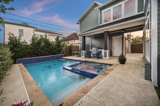 1525 Chippendale Road, Houston, TX 77018