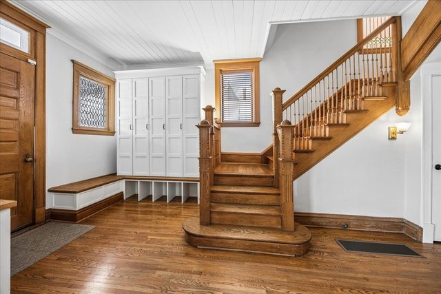 327 Gale Avenue, River Forest, IL 60305