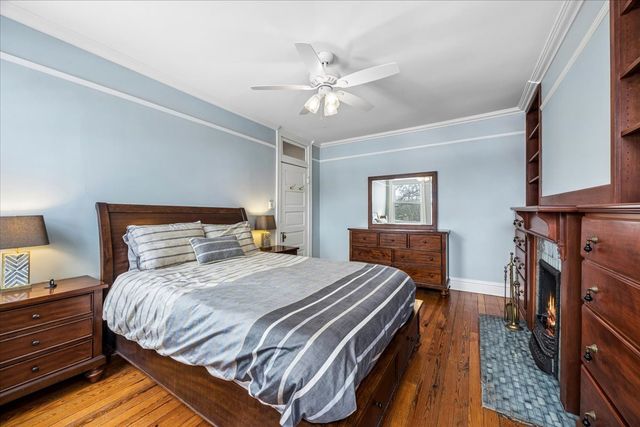 327 Gale Avenue, River Forest, IL 60305