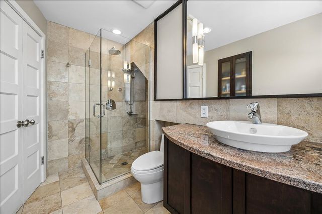 327 Gale Avenue, River Forest, IL 60305