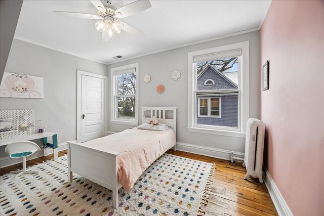 327 Gale Avenue, River Forest, IL 60305