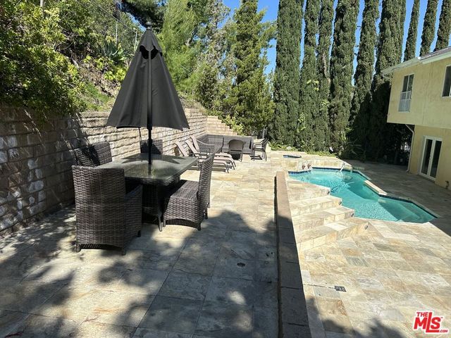 18162 Sweet Elm Drive, Encino, CA 91316