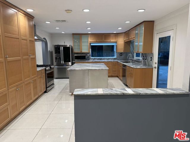 18162 Sweet Elm Drive, Encino, CA 91316