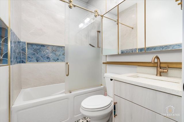 2253 W Coulter Street 1, Chicago, IL 60608