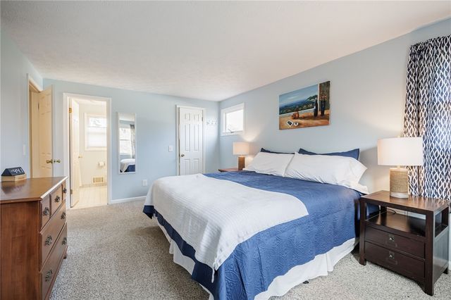 436 Thrushwood Lane, Webster, NY 14580