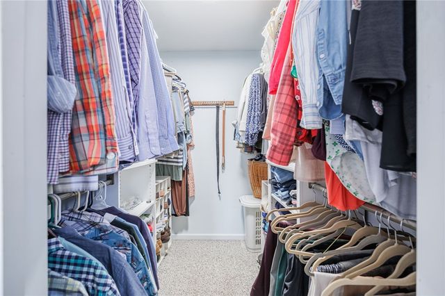 436 Thrushwood Lane, Webster, NY 14580