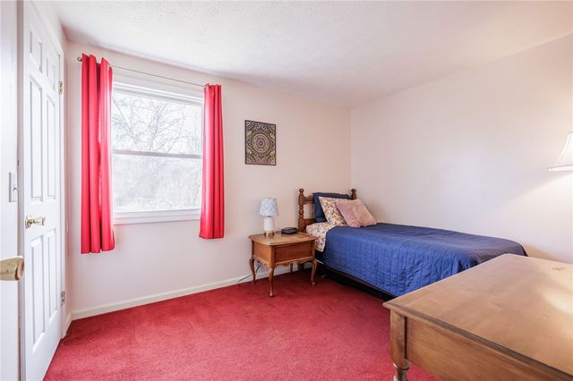 436 Thrushwood Lane, Webster, NY 14580