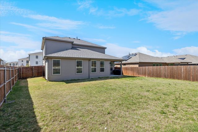 408 Frenchpark Drive, Haslet, TX 76052