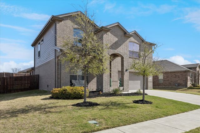 408 Frenchpark Drive, Haslet, TX 76052