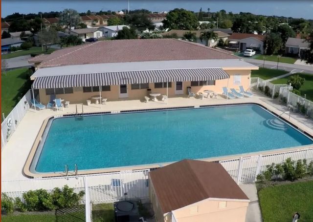4718 NW 50th Street, Tamarac, FL 33319