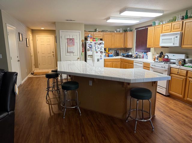 409 Osprey Dr, Patterson, CA 95363