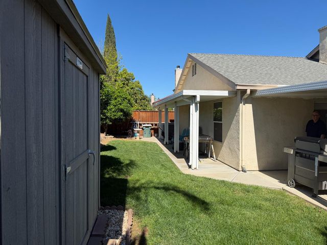 409 Osprey Dr, Patterson, CA 95363