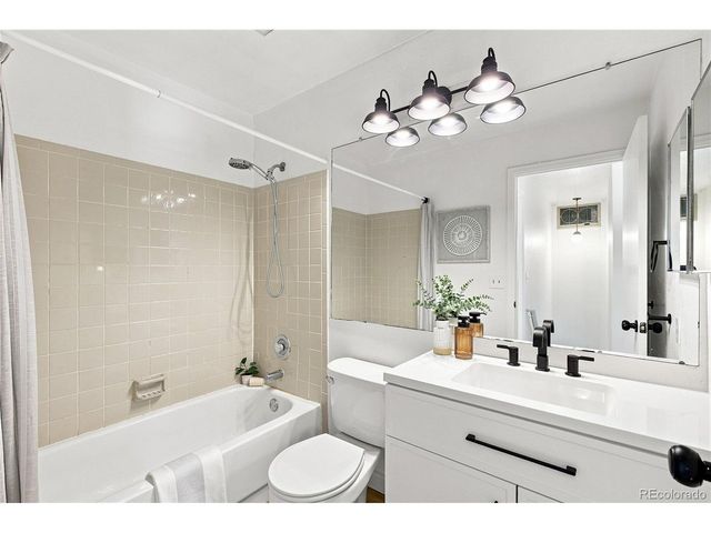 4117 W 111th Cir, Westminster, CO 80031