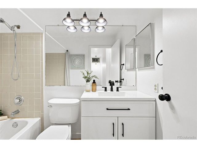 4117 W 111th Cir, Westminster, CO 80031