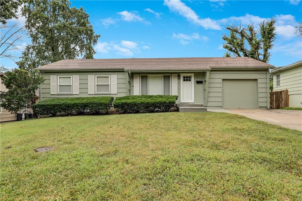 4512 S Grand Avenue, Independence, MO 64055