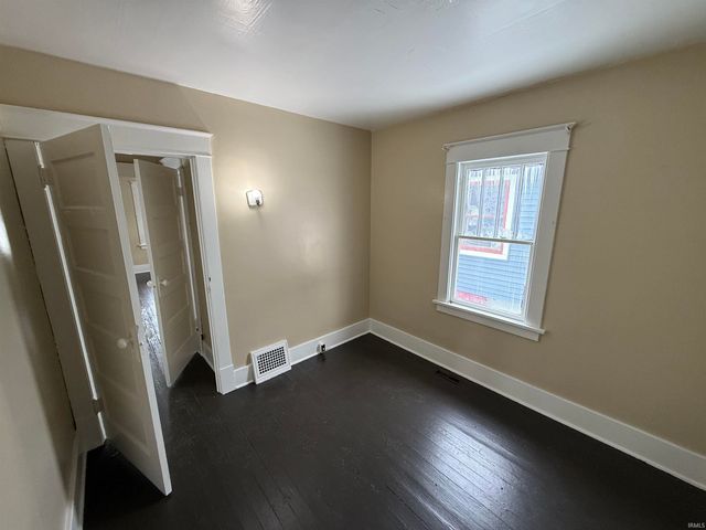 814 Sancome Avenue, South Bend, IN 46628