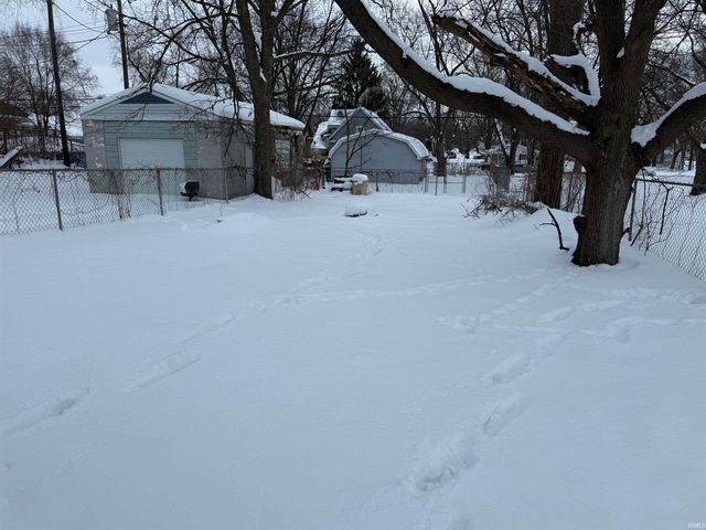 814 Sancome Avenue, South Bend, IN 46628