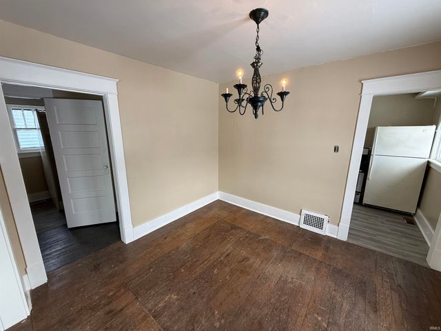 814 Sancome Avenue, South Bend, IN 46628