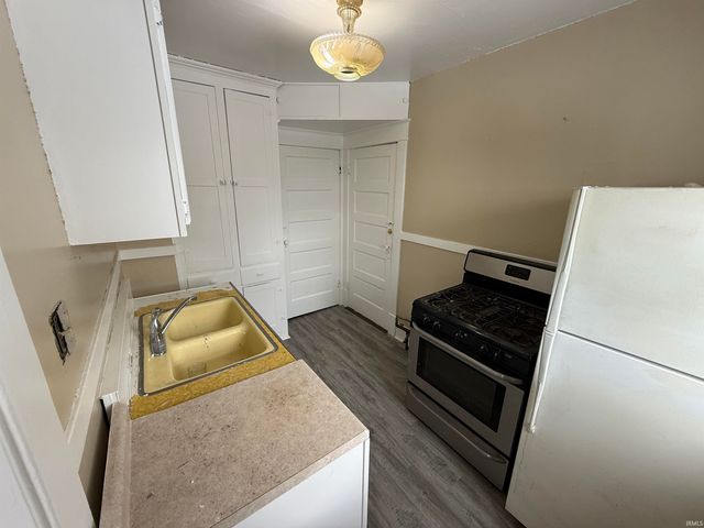 814 Sancome Avenue, South Bend, IN 46628