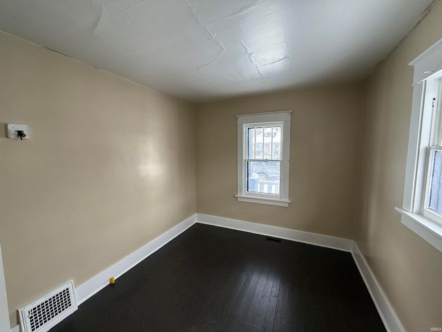 814 Sancome Avenue, South Bend, IN 46628