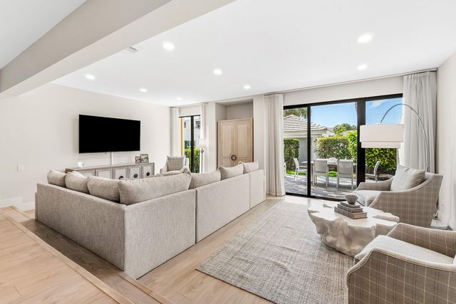 2717 N Ocean Boulevard 0080, Boca Raton, FL 33431