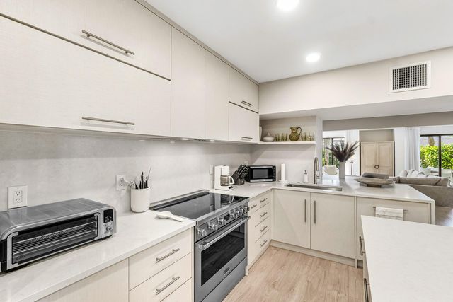 2717 N Ocean Boulevard 0080, Boca Raton, FL 33431